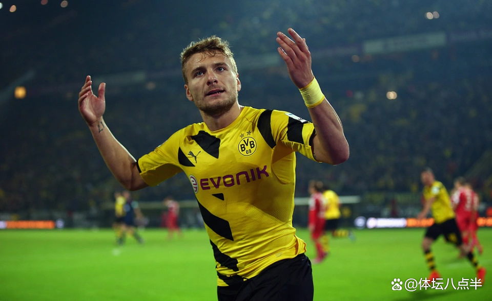 包含意大利杯赛程吃紧，多特蒙德今晨远射贴柱，信心回归，赛程密集仍需轮换的词条